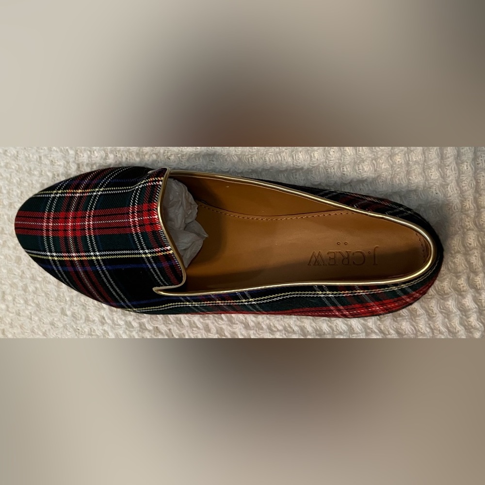 Beautiful Christmas plaid J Crew shoes. New in box. Size 8.